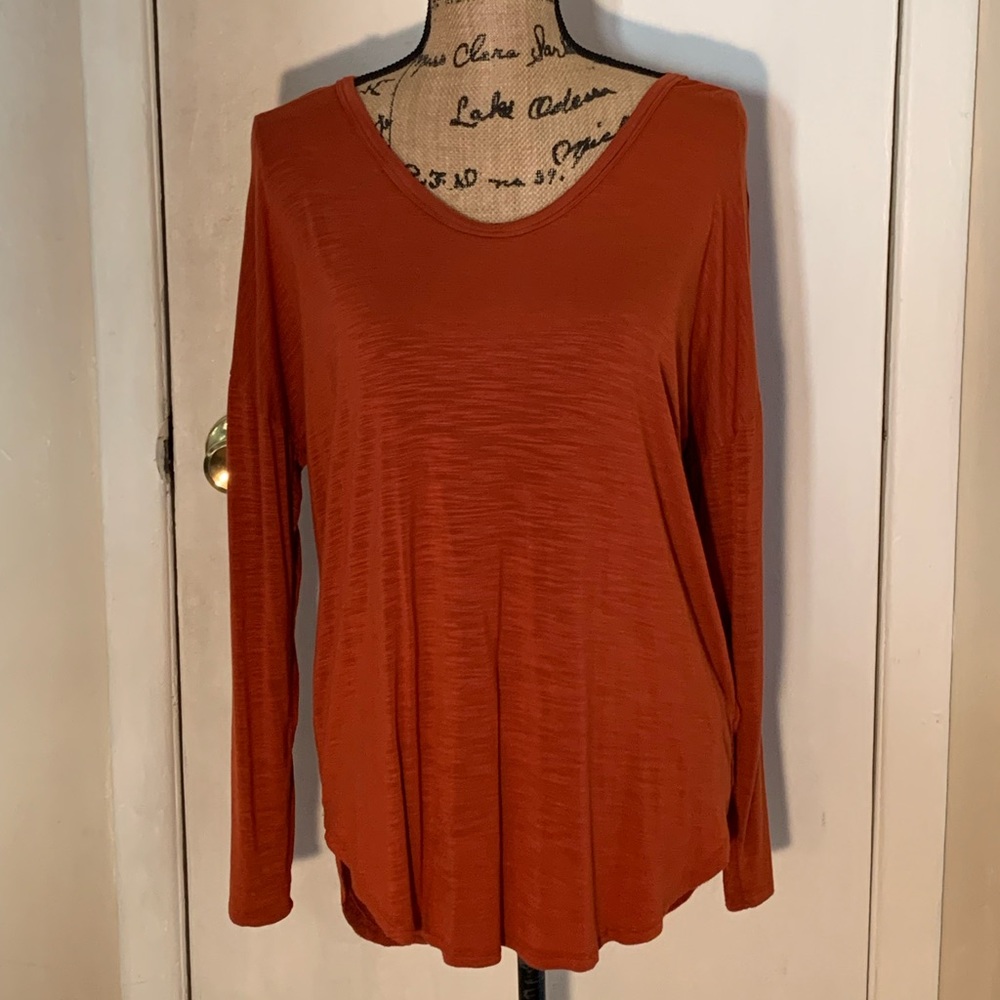 NWOT Rust Color Top